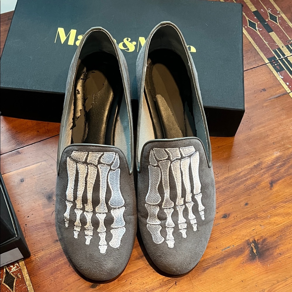 Jem Skull Slipper Gray Skeleton Flats by Mara & Mine- RARE!
